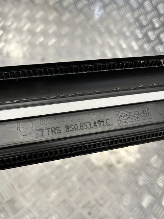 фото №1, Планка порогова ліва audi tt 8s 14- 8s0853491c