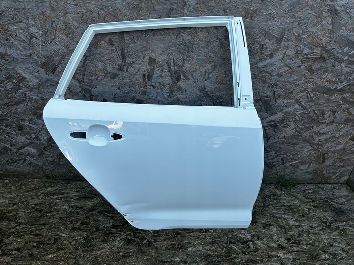 фото №1, Toyota corolla e21 универсал дверь правые зад задние