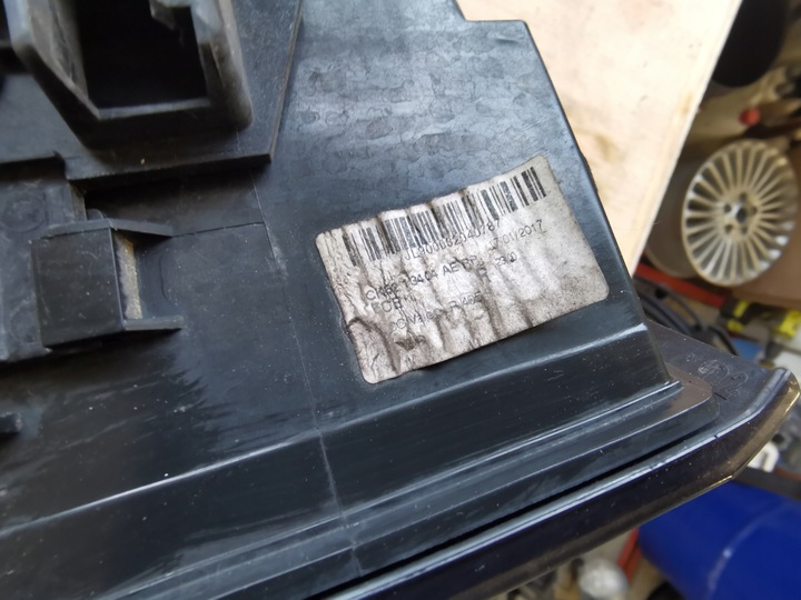 фото №13, Range rover voque l405 - лампа задня права