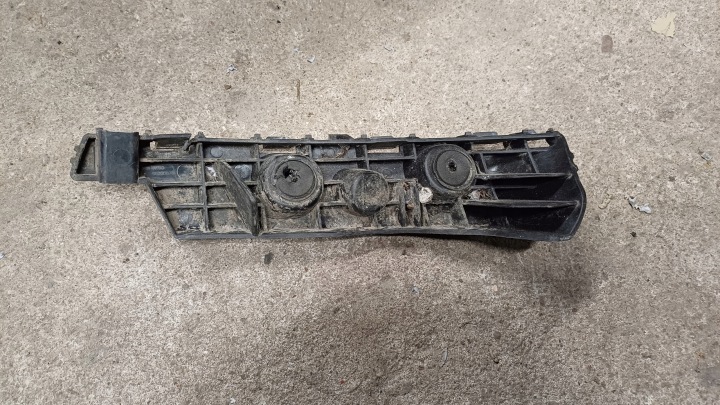 фото №8, Opel karl кронштейн   бампера праве зад заднє 95260078