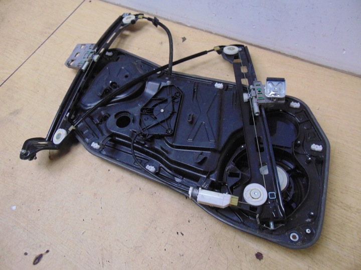 фото №11, Механизм стёкла правые перед vw passat cc 1k0959792p