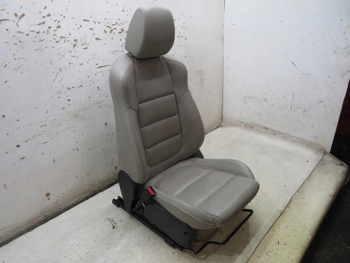 фото №12, Сиденье сиденья диван зад кожа комплект mazda cx-5