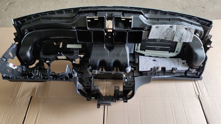 фото №6, Mercedes cla cla45 w117 amg панель консоль uk