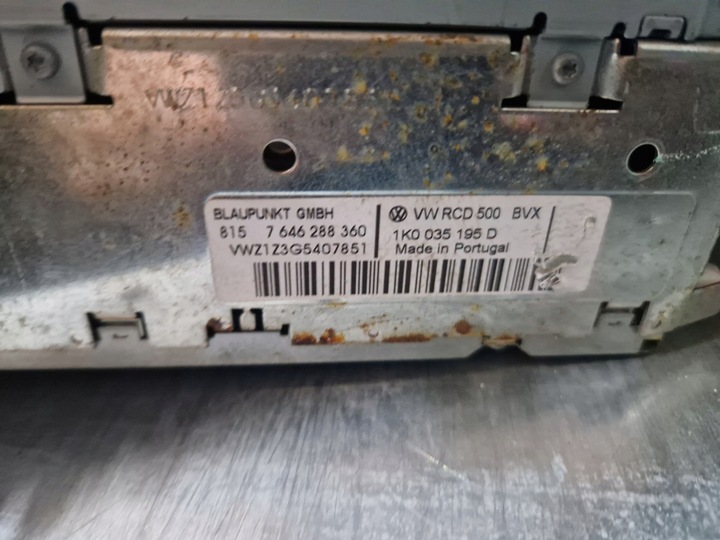 фото №1, Vw golf v vi eos passat b6 радиопроигрыватель радио cd код 1k0035195d