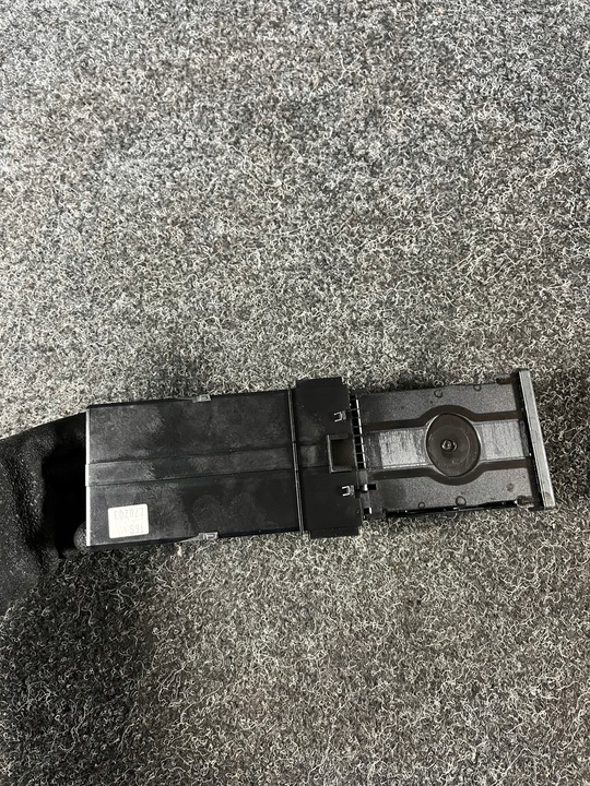 фото №7, Audi a2 подстаканник держатель na кружки 8z0862534b