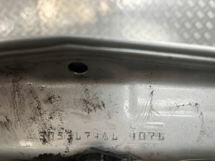фото №8, Mercedes w246 капот крышка двигателя лак 761 идеальное состояние 90um алюминий