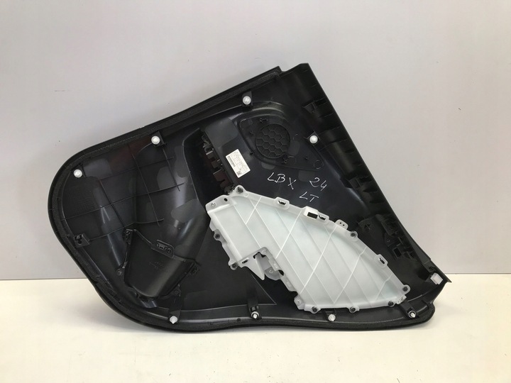 фото №4, Lexus lbx 2024 боковина обивка дверь левый зад задних 67614-x1006