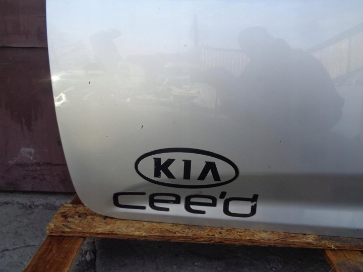 фото №7, Двері ліві перед передні kia ceed 1 i 5d hb / універсал 2006- лак: 9s