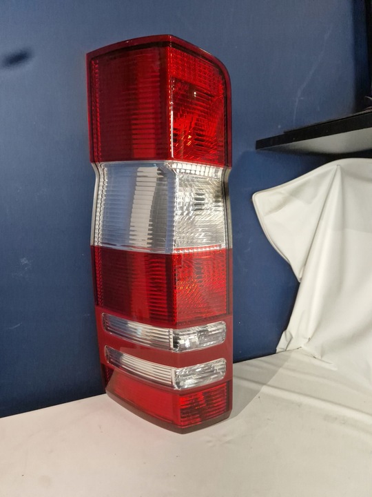 фото №1, Sprinter 906 лампа задняя зад левая a9068200164