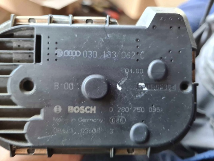 фото №4, Seat ibiza ii fl дросельна заслінка 1,4mpi 030133062c