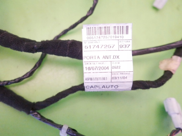 фото №10, Джгут установка двері права перед 51747257 alfa romeo 147 3d 04-06