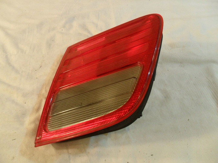 фото №10, Mercedes w210 универсал 95-03 лампа задняя правая