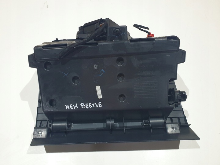 фото №7, Бардачок пасажира 5c3800375af vw beetle cabrio 15r