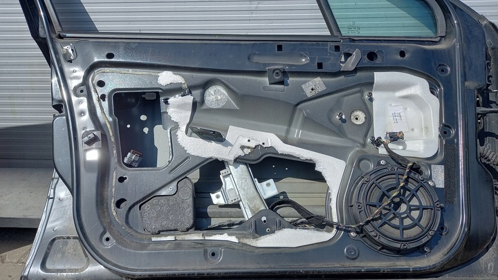 фото №12, Дверь левая перед peugeot 407 06r sedan