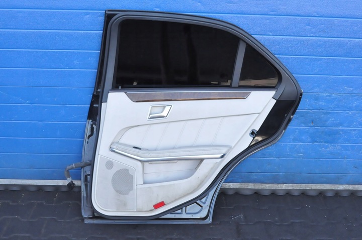 фото №8, Mercedes клас e w212 sedan рестайлінг двері правий зад задні