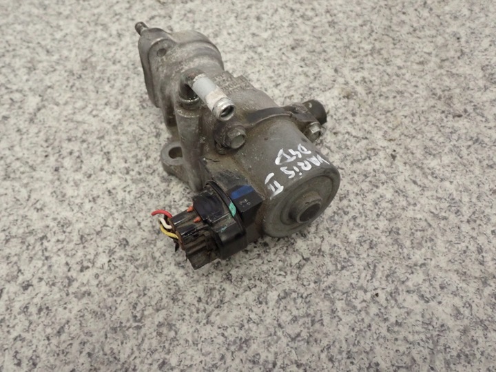 фото №7, Corolla 1.4 d4d 04- yaris 06- клапан egr выхлопных газов