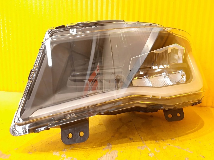 фото №1, Man tg3 tgx лампа перед ліва led 10665130004