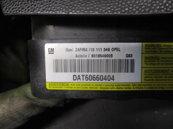 фото №10, Торпедо консоль подушки 13111348 , 13111177 opel zafira b 05-14 r.