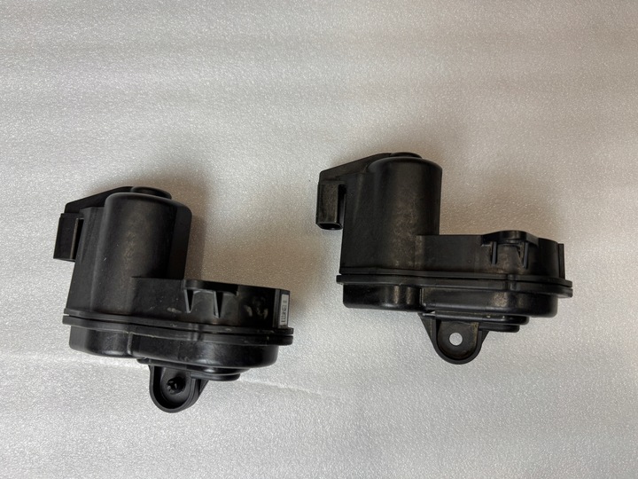 фото №16, Audi a4 a5 8w диски тормозные тормозные колодки зажимы набор перед/зад 8w0615301ab