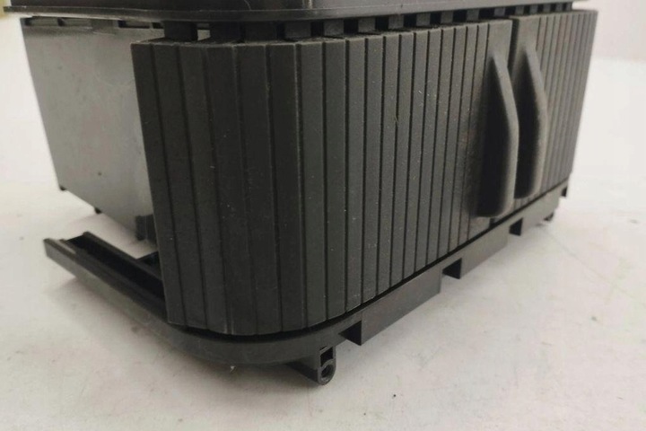 фото №8, Бардачок nissan x-trail t30 68108eq400 2.2l дизель 100kw 2005