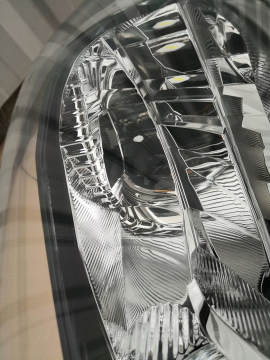 фото №14, Ford fiesta viii mk8 лампа передняя левая led l1bb