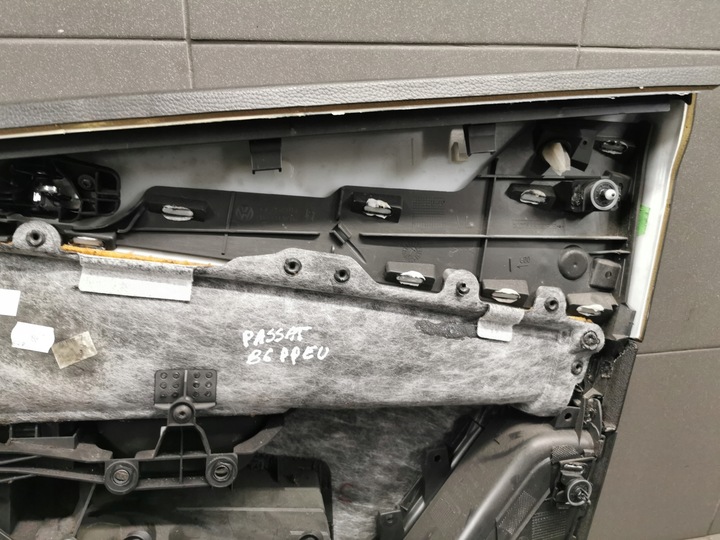 фото №13, Боковина двері лівий перед vw passat b6 eu 3c1867011