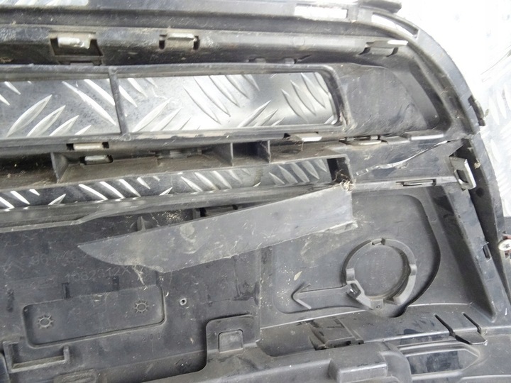 фото №9, Citroen ds3 решётка решётка радиатора 9674025277