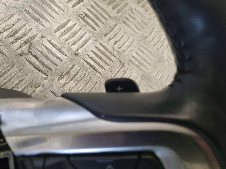 фото №7, Ford mustang gt 5.0 2019 r руль мультифункция лепестки