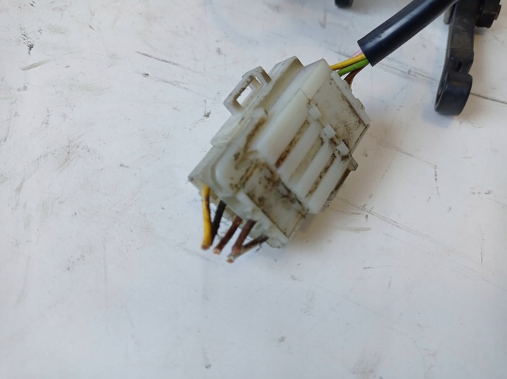 фото №5, Потенциометр газа volvo 850 0205001046