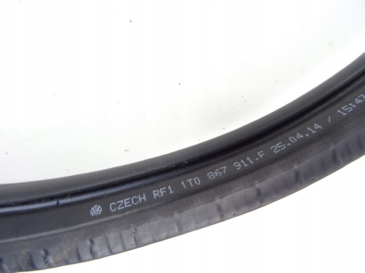 фото №9, Vw touran рестайлинг прокладка кузовная дверь правые перед 1t0867911f