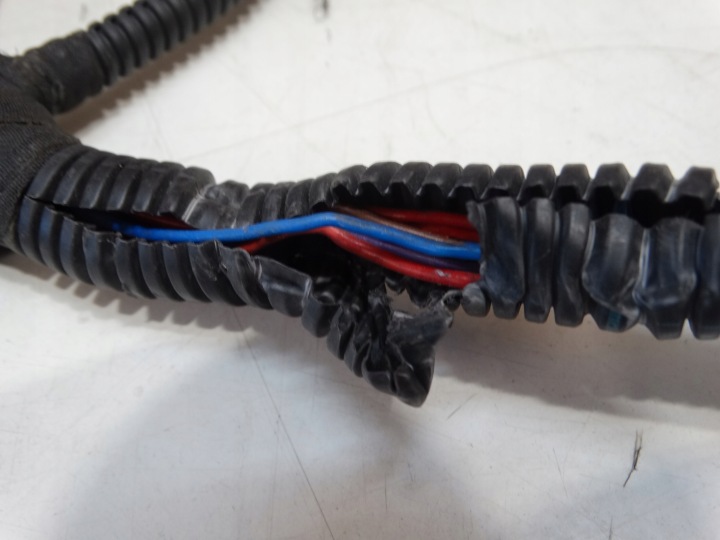 фото №11, Установка жгут pdc бампера заднего citroen c4 iii 20r.- 9835140080 4pdc