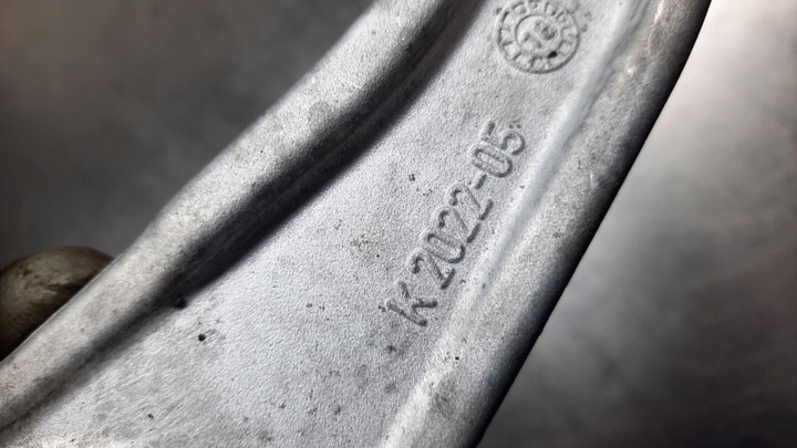 фото №10, Важіль перед переднє правий верхній 31360633 volvo xc60 ii xc90 ii