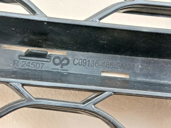 фото №12, Mercedes s klasa w223 amg 21- решітка решітка бампера права перед a223885190