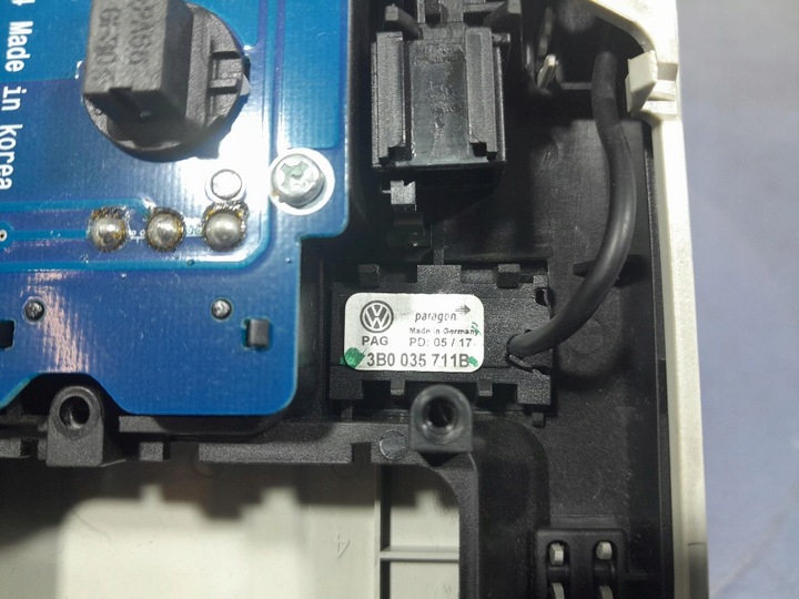 фото №8, Skoda superb iii лампочки бардачок стеля 3v0868837b