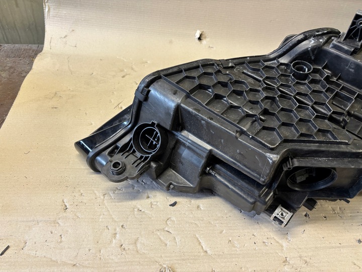 фото №14, Audi e-tron 4ke941039 лампа передняя левая полный led перед 2019-