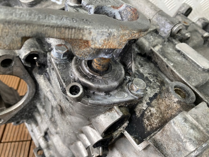 фото №6, Audi a1 8x0 10-18 2.0 tdi коробка передач механічна символ peg 6-трансмісійна