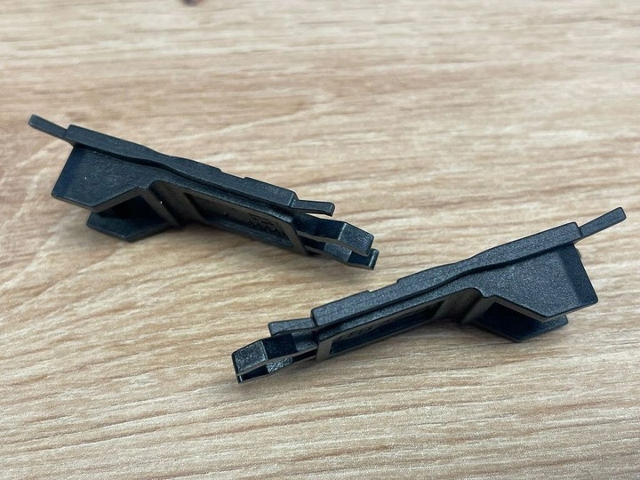 фото №10, Клипсы левый правый набор ремонтный люк 18069 j do e39 e46 e53 e83