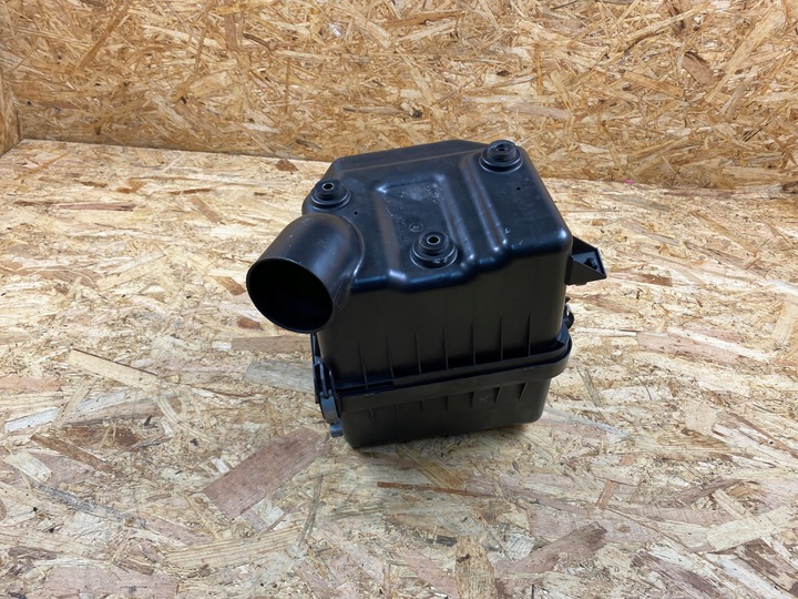 фото №6, Корпус фильтра воздуха toyota rav4 iv 2.2d 17701-26320 2013-