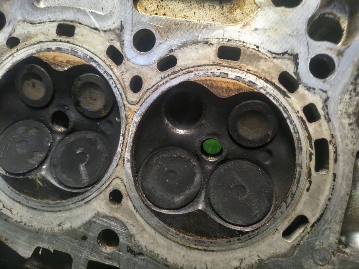 фото №9, Opel karl 1.0 головка двигателя валы 55490158
