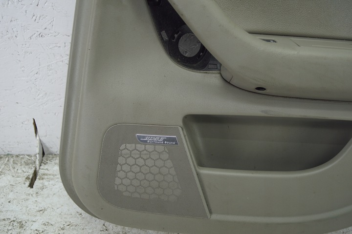 фото №6, Боковина дверь правые зад audi a6 c6 bose кожа
