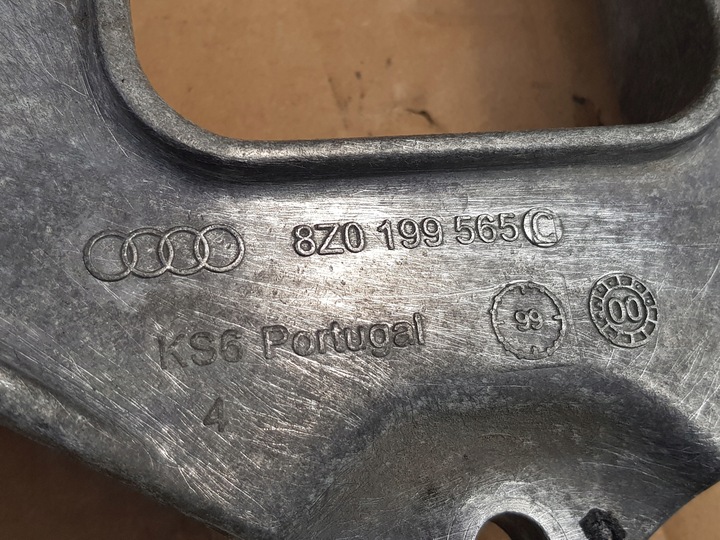 фото №12, Лапи подушки коробки / audi a2 1.4 tdi amf 75km / 8z0199565c / исправная