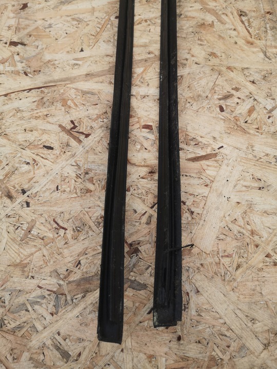 фото №6, Vw golf 6 vi планка скла лобовий 5k0854320 5k0854319