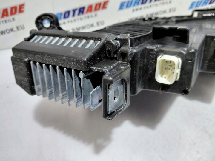 фото №15, Bmw seria 7' g70 права фара led crystal swarovsky 9879936