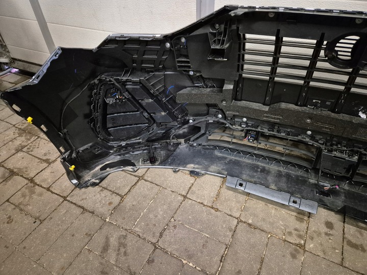 фото №8, Бампер переднее audi q3 83a s-line 2018-2025r цвет lz7s 4x pdc оригинал