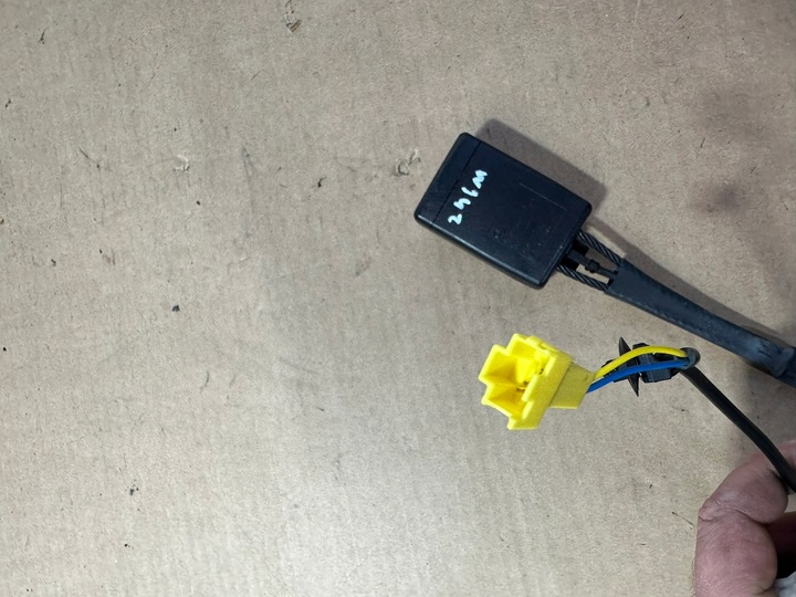 фото №7, Застібка ременя, ременів перед, передня права, ліва mercedes b клас w246 m