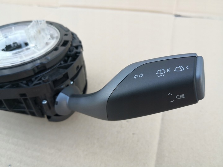 фото №5, Tesla 3 рестайлинг 21- переключатель комбинированный света