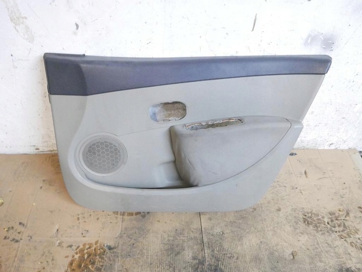 фото №1, Оббивка боковина праві перед renault clio iii phi