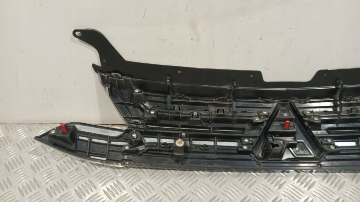 фото №12, Решётка решётка радиатора mitsubishi outlander iii рестайлинг 18-22 7450b304 оригинал