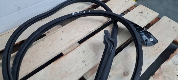 фото №10, Sq8 4m rsq8 q8 прокладка гумова двері ліва лівий перед 24r 4m8831707d