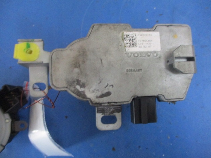 фото №8, Volvo s40 ii замок зажигания 30737157 2 ключи блокировка p30776153
